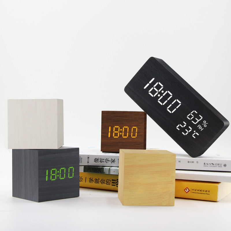 Alarm Clock LED (Wooden Style & Voice Control)